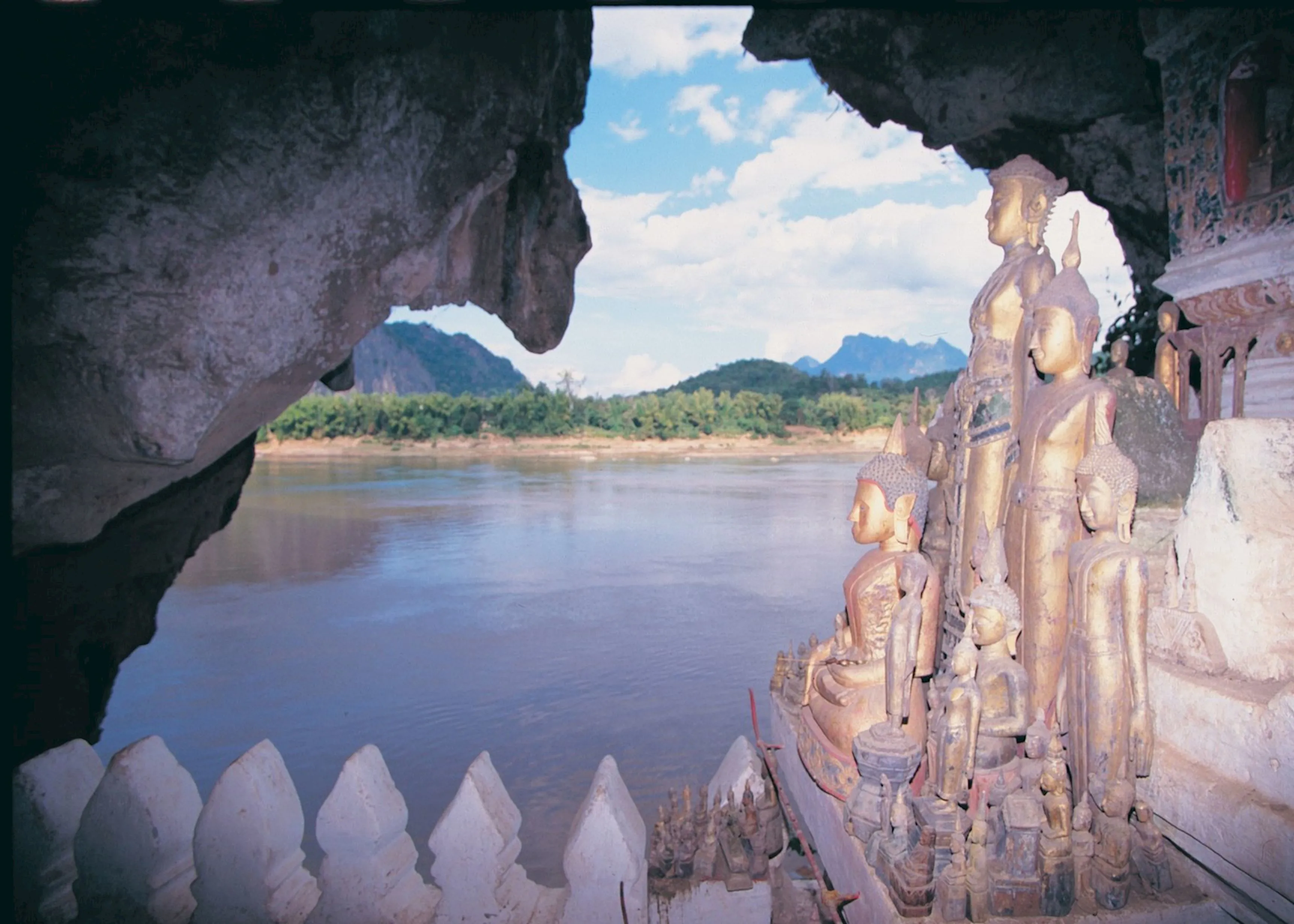 Luong Prabang 3 days 2 nights tour - Private tour  - Image 3